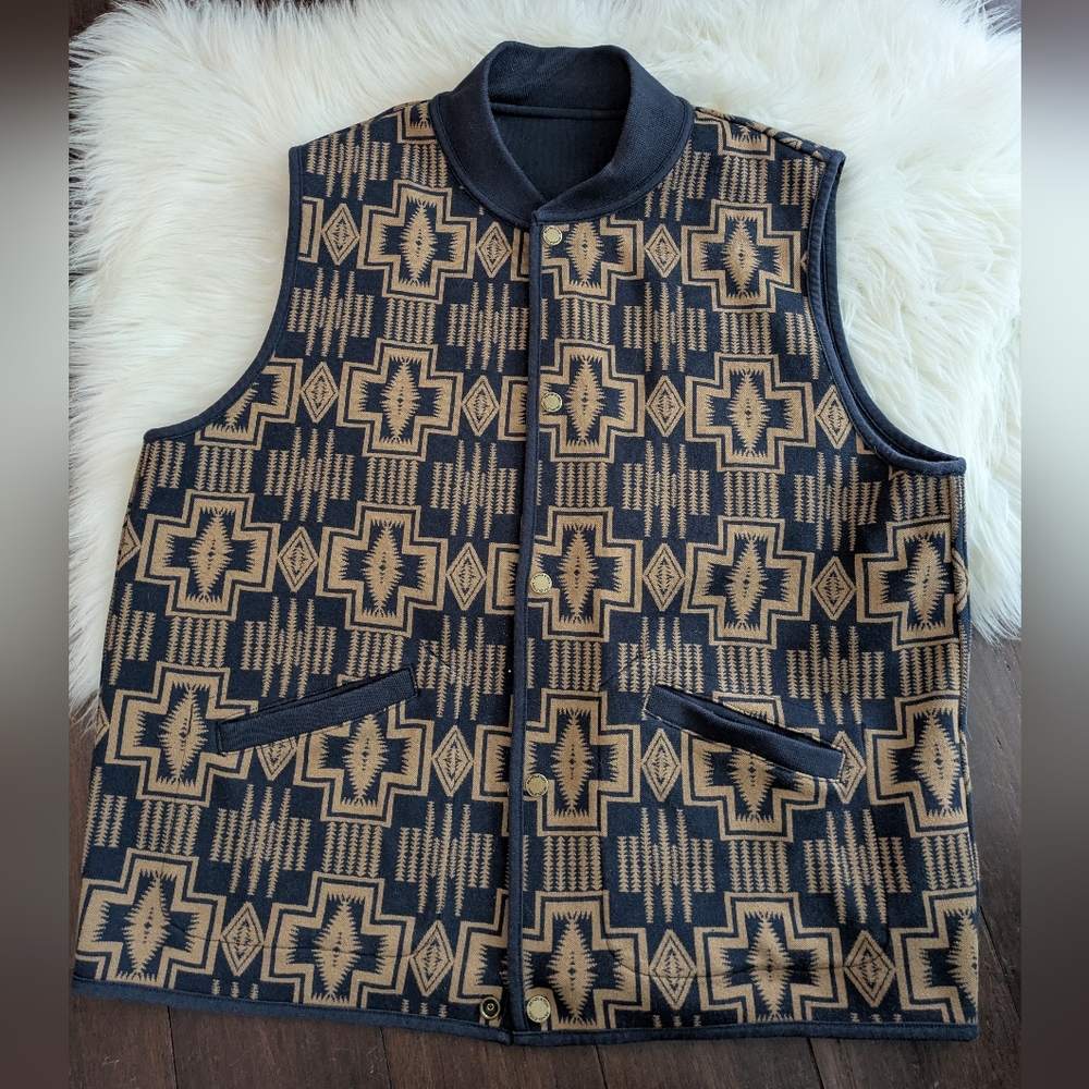 Pendleton Black and Tan Patterned Vest